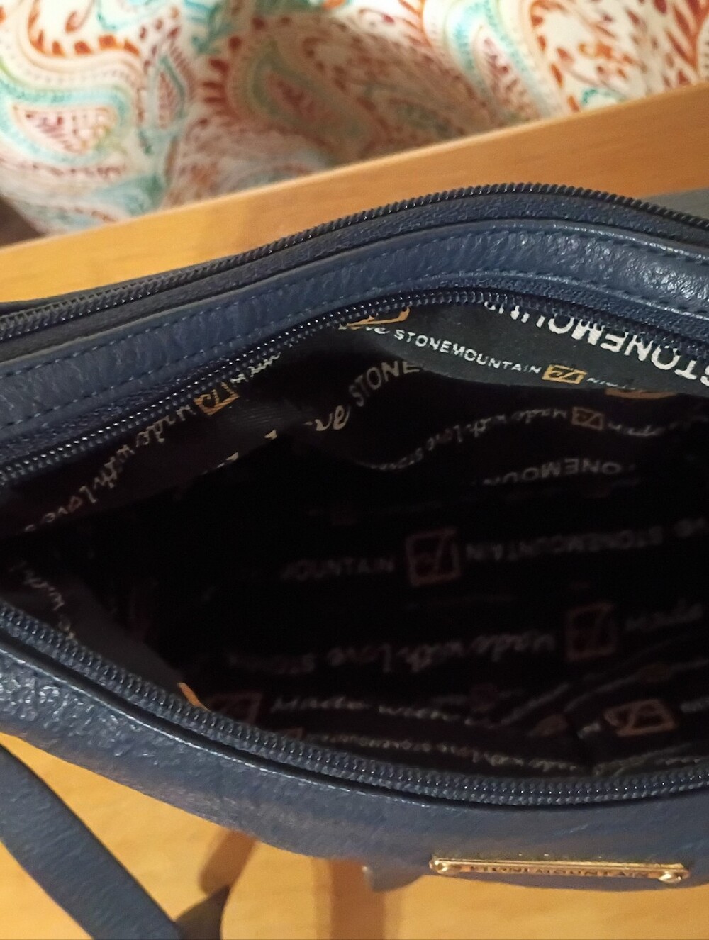 Stone Mountain Navy Purse - Picture 3 of 6